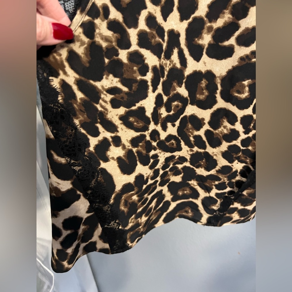 Womens Leopard TankTop with Black Lace - Picture 7 of 10